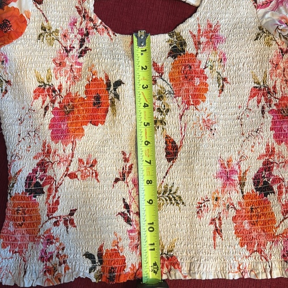 Floral Smocked Top with Puff Sleeves - Picture 5 of 5